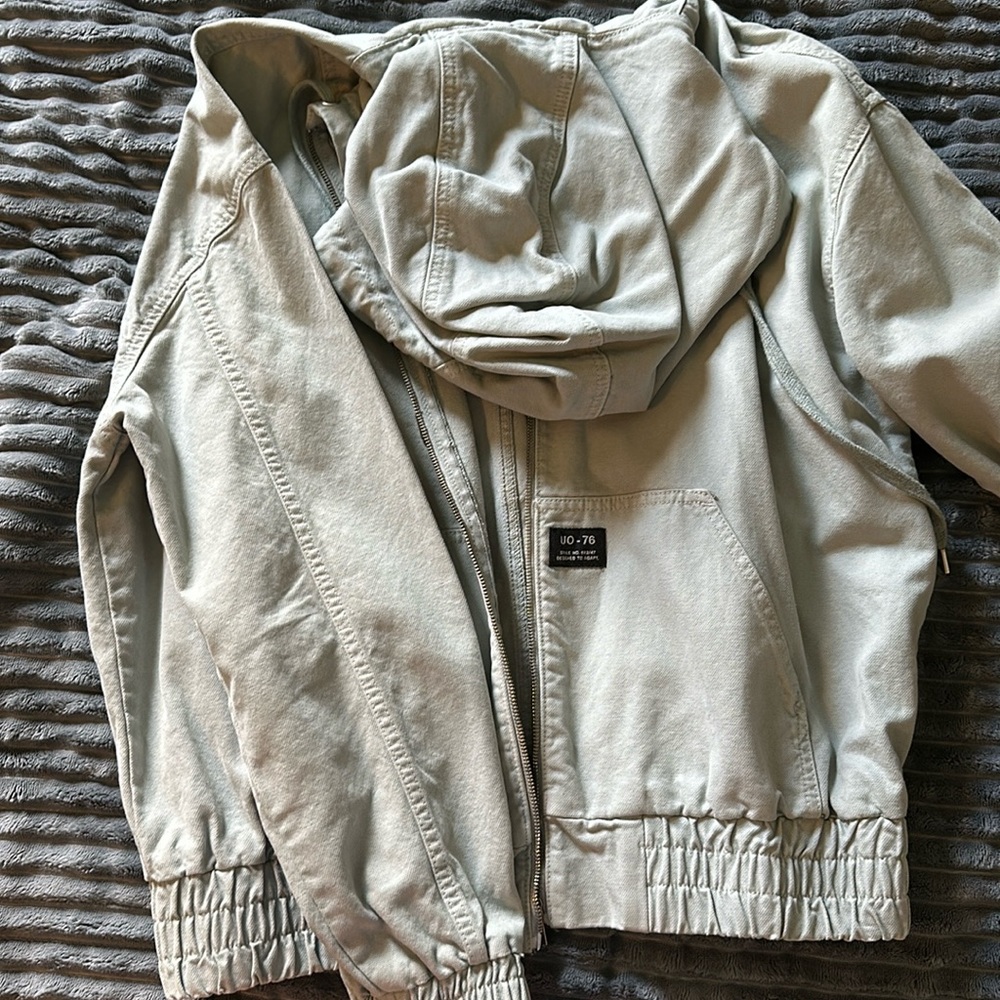 Urban Outfitters Cargo Style Zip-up Jacket                    Size Medium